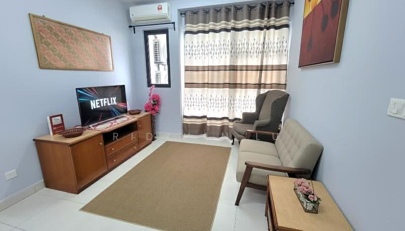 Kediaman Servis untuk Dijual di Tiara Imperio Residence - Ridzuan Lu - Living Room - PropertyGuru.com.my