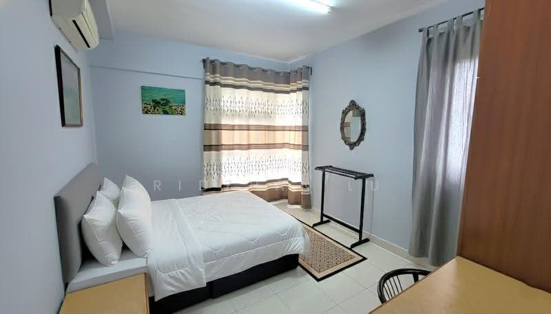 Kediaman Servis untuk Dijual di Tiara Imperio Residence - Ridzuan Lu - Bedroom - PropertyGuru.com.my