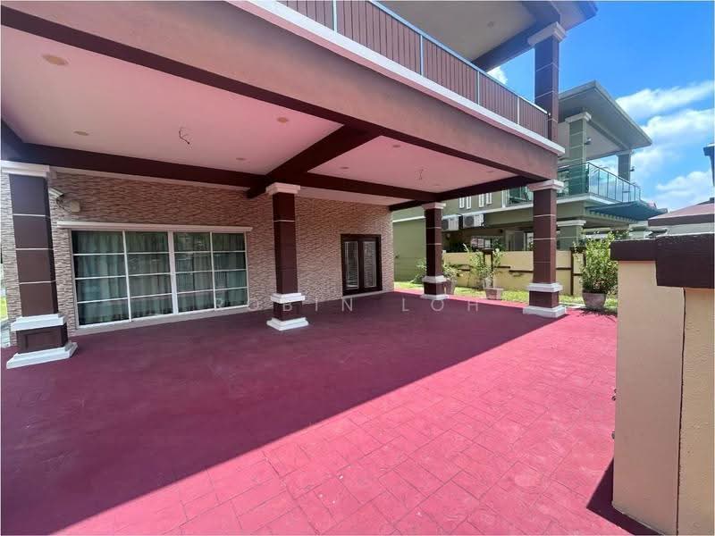 Rumah Banglo untuk Dijual di Bandar Putra Permai (Seri Kembangan) - Robin Loh - Exterior - PropertyGuru.com.my