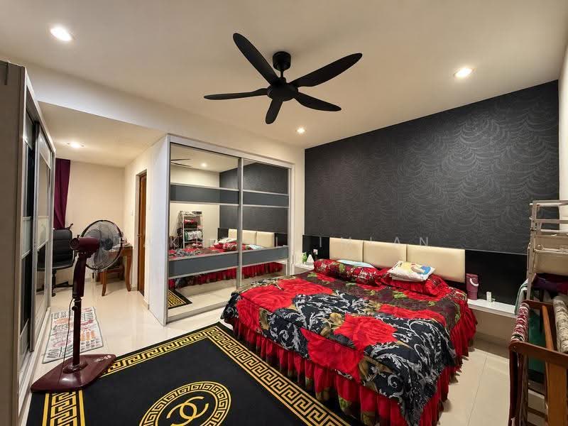 Terraced House for Sale in Taman Bukit Dahlia (Pasir Gudang) - Fakhrul Imlan - Bedroom - PropertyGuru.com.my
