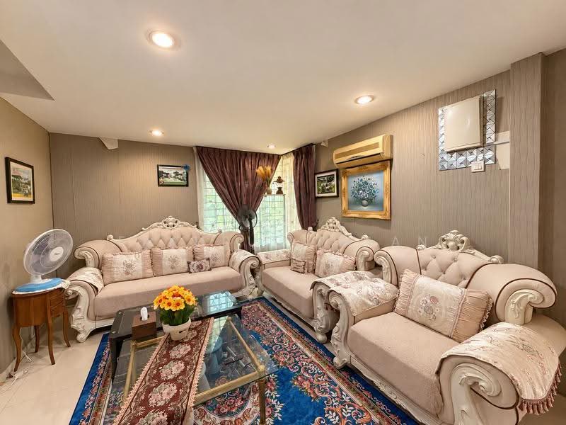Terraced House for Sale in Taman Bukit Dahlia (Pasir Gudang) - Fakhrul Imlan - Living Room - PropertyGuru.com.my