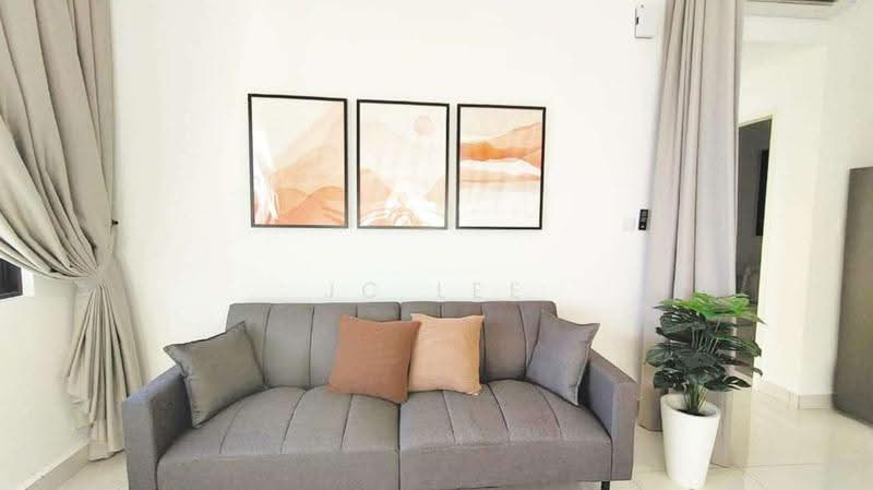 Kediaman Servis untuk Disewa di Parc 3 - JC Lee - Living Room - PropertyGuru.com.my