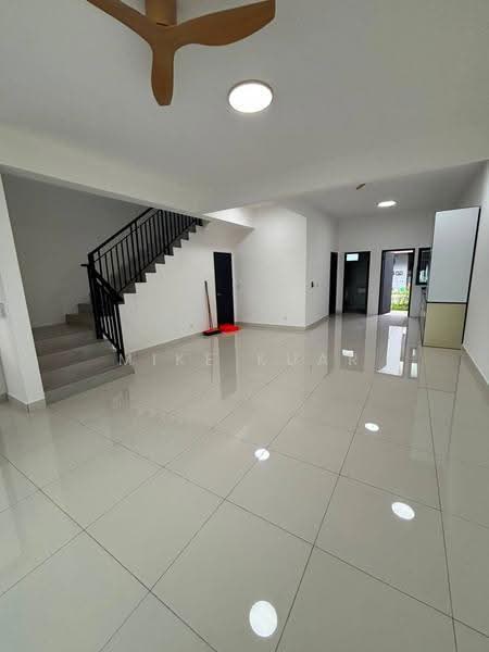 Rumah Teres 2-Tingkat untuk Disewa di Bandar Cassia (Batu Kawan) - Mike Kuar - Living Room - PropertyGuru.com.my