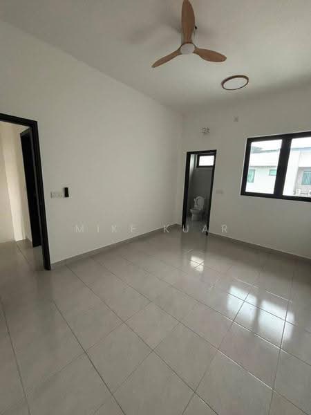 Rumah Teres 2-Tingkat untuk Disewa di Bandar Cassia (Batu Kawan) - Mike Kuar - Interior - PropertyGuru.com.my