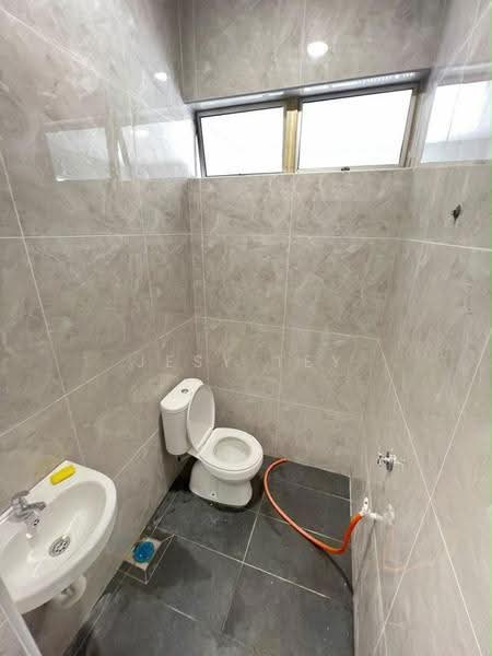 1-storey Terraced House for Sale in Taman Senai Utama (Kulai) - Jesy Tey - Bathroom - PropertyGuru.com.my