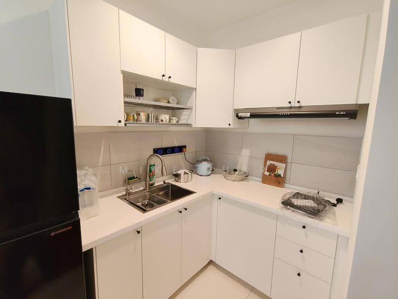 Service Residence for Rent at Vivo Executive Apartment - Mike Kuar - Kitchen - PropertyGuru.com.my