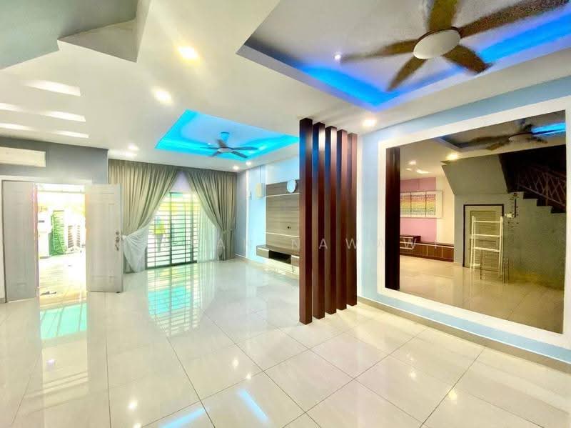 Rumah Teres 2-Tingkat untuk Dijual di Taman Puncak Saujana (Kajang) - Fauran Nawawi - Living Room - PropertyGuru.com.my