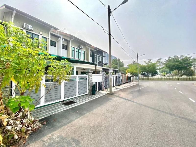 Rumah Teres 2-Tingkat untuk Dijual di Taman Puncak Saujana (Kajang) - Fauran Nawawi - PropertyGuru.com.my