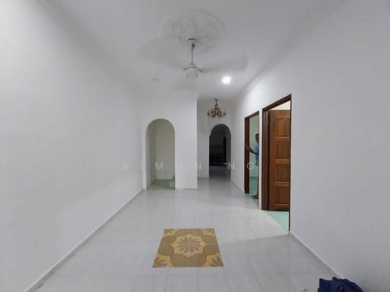 Rumah Teres 1-Tingkat untuk Disewa di Taman Lobak Indah (Lunas) - Simon Ng - Corridor - PropertyGuru.com.my