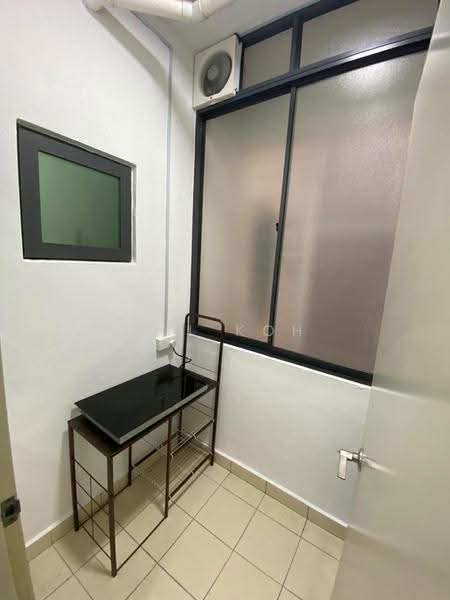 Condominium for Rent at The Vyne - Wil Koh - Kitchen - PropertyGuru.com.my