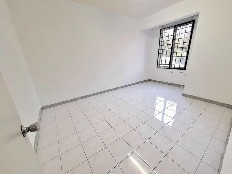 3-storey Terraced House for Sale in Kota Kemuning (Shah Alam) - Fauran Nawawi - PropertyGuru.com.my