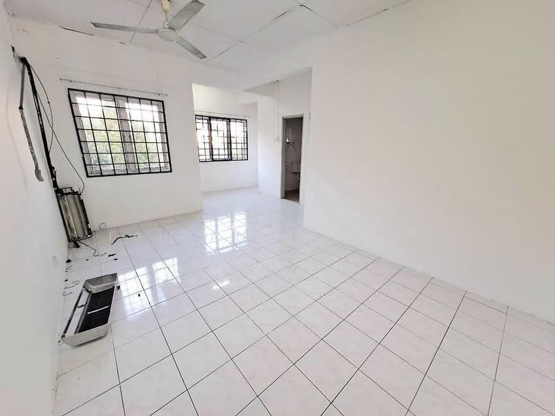 3-storey Terraced House for Sale in Kota Kemuning (Shah Alam) - Fauran Nawawi - PropertyGuru.com.my