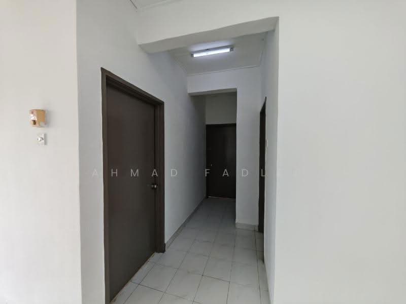 Apartment for Sale at Sri Putra Apartment @ Sungai Buloh - Ahmad Fadlee - PropertyGuru.com.my