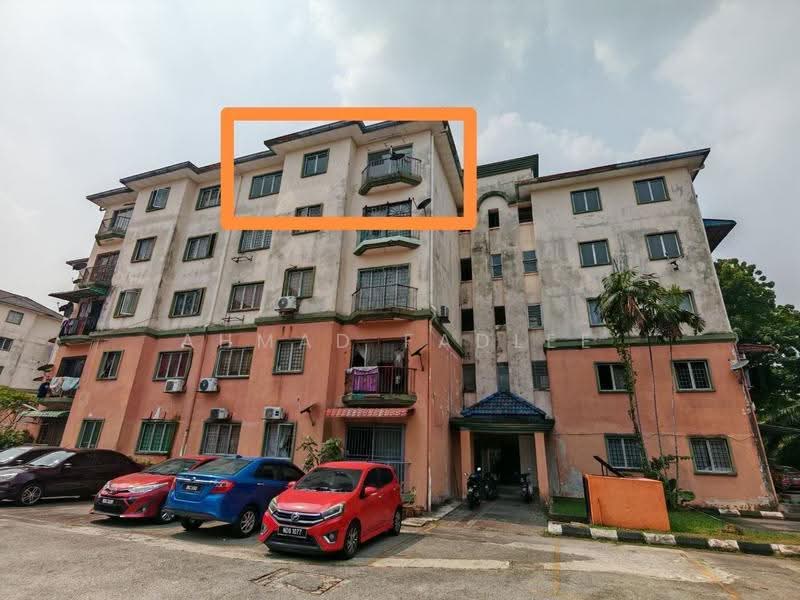 Apartment for Sale at Sri Putra Apartment @ Sungai Buloh - Ahmad Fadlee - PropertyGuru.com.my