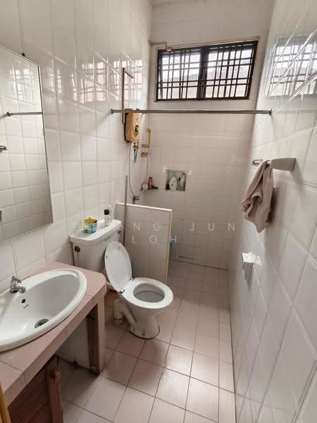 1-storey Terraced House for Sale in Taman Molek (Johor Bahru) - Guang Jun Loh - PropertyGuru.com.my