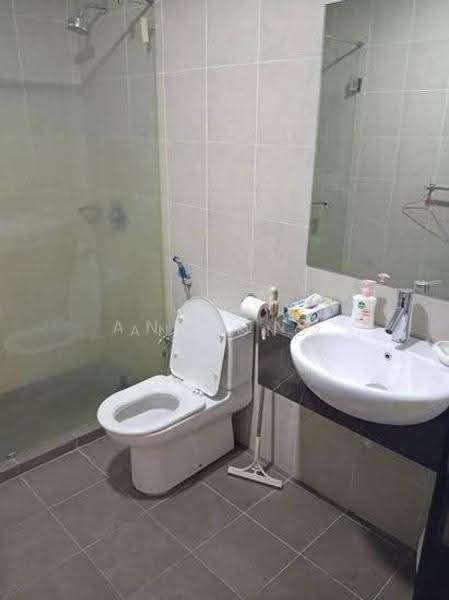 Kediaman Servis untuk Dijual di One Residency - Ann Ong - Bathroom - PropertyGuru.com.my