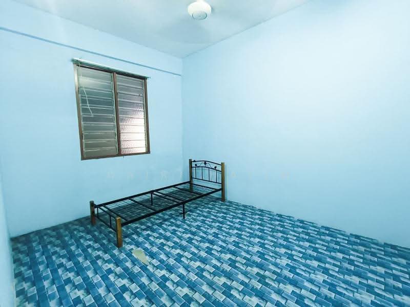Apartment for Sale at Seri Ayu Apartment - Hairi Halim - PropertyGuru.com.my