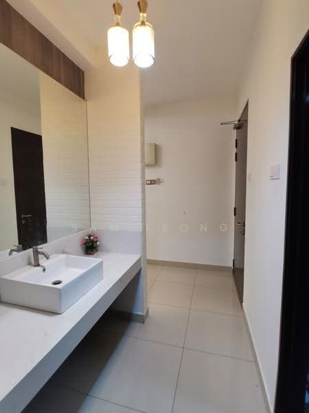 Kediaman Servis untuk Disewa di Symphony Tower (Menara Simfoni) - Sam Leong - Bathroom - PropertyGuru.com.my