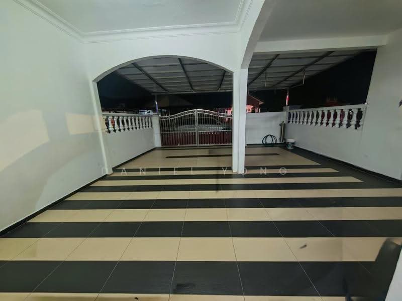 1-storey Terraced House for Sale in Skudai (Johor) - Daniel Yong - Exterior - PropertyGuru.com.my