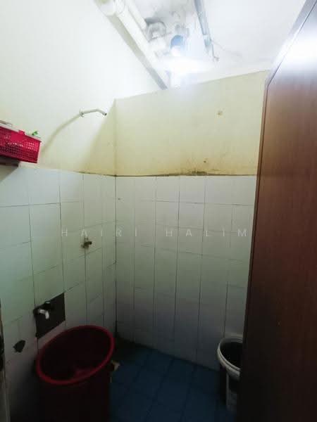 Apartment for Sale at Seri Ayu Apartment - Hairi Halim - PropertyGuru.com.my