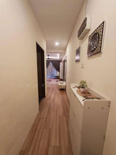 Pangsapuri untuk Dijual di Ruvena Villa - Maya Myra - Corridor - PropertyGuru.com.my