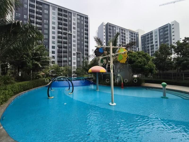 Apartment for Sale at Gamuda Cove: Phase 3 - 5 - Marcus Choo - Pool - PropertyGuru.com.my