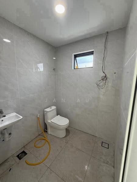 Rumah Banglo untuk Dijual di Taman Kebun Teh (Johor Bahru) - JAN AU - Bathroom - PropertyGuru.com.my