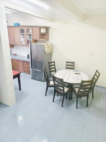 Rumah Teres 1.5-Tingkat untuk Dijual di Taman Bukit Jaya (Ulu Tiram) - Ee Fong Toh - Kitchen - PropertyGuru.com.my
