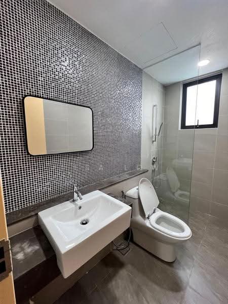 Kediaman Servis untuk Disewa di Nova Saujana - Lisa Low - Bathroom - PropertyGuru.com.my
