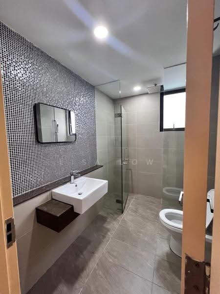 Kediaman Servis untuk Disewa di Nova Saujana - Lisa Low - Bathroom - PropertyGuru.com.my