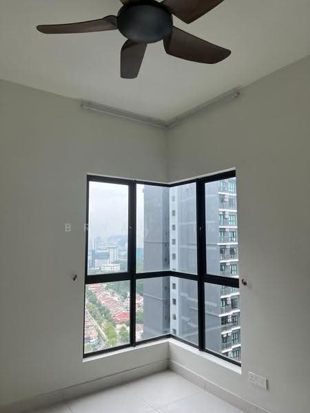 Kediaman Servis untuk Disewa di Majestic Maxim - Bryan Ting - View - PropertyGuru.com.my