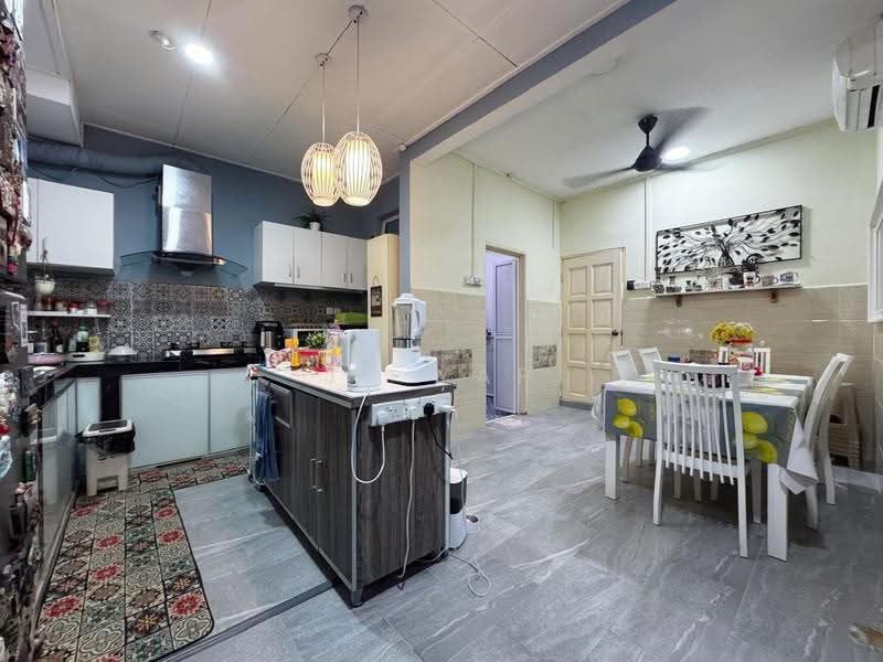 2-storey Terraced House for Sale in Taman Muhibbah (Kulai) - JH Yap - Kitchen - PropertyGuru.com.my