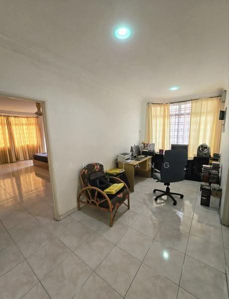 Rumah Berkembar untuk Dijual di New Pasir Puteh (Ipoh) - Gary Tang - Study - PropertyGuru.com.my