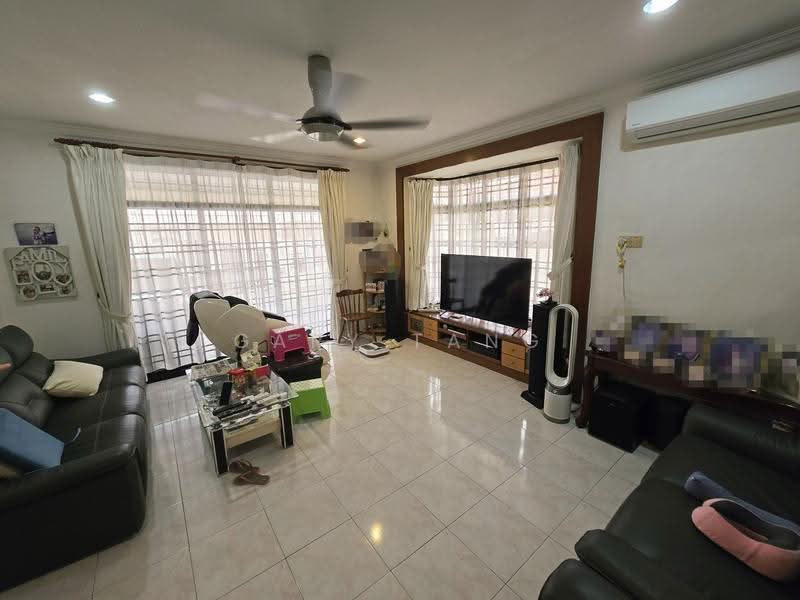 Rumah Berkembar untuk Dijual di New Pasir Puteh (Ipoh) - Gary Tang - Living Room - PropertyGuru.com.my