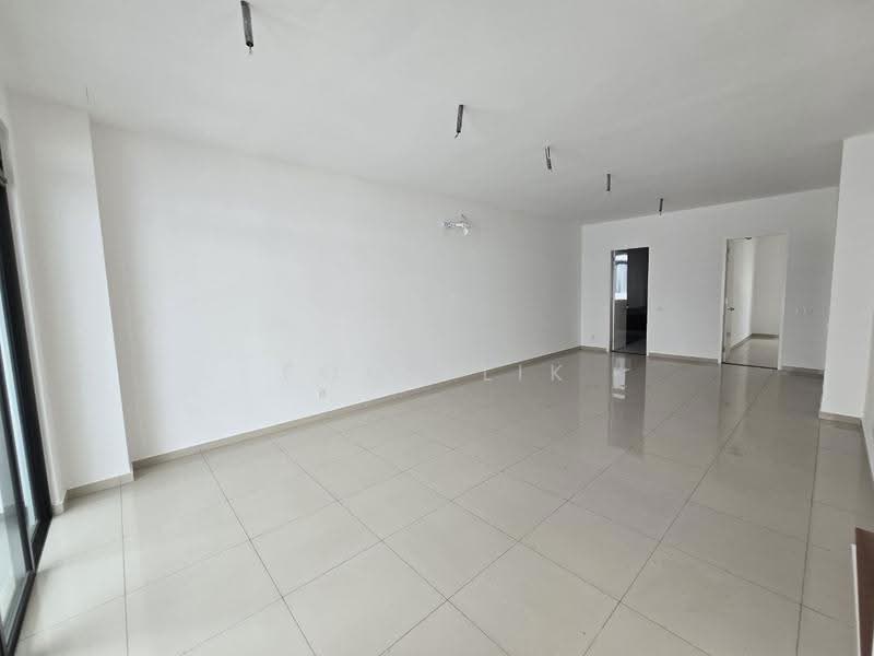 Rumah Teres 2-Tingkat untuk Dijual di Bandar Seri Alam (Masai) - Fong Lik - Living Room - PropertyGuru.com.my