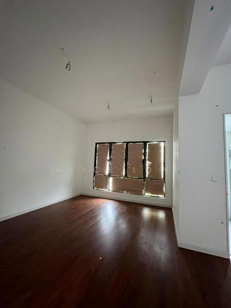 2-storey Terraced House for Sale in Sungai Buloh (Selangor) - Alice Low - Living Room - PropertyGuru.com.my