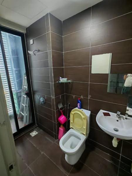 Condominium for Rent at Green Park Residence - Vivi Yap - Bathroom - PropertyGuru.com.my
