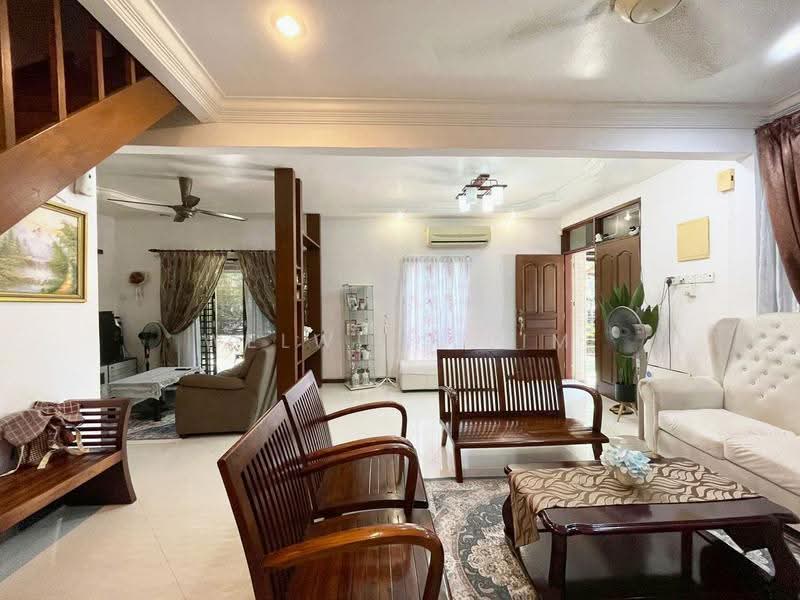 Semi-Detached House for Sale in Pantai Jerejak (Bayan Lepas) - Welwits Sim - Living Room - PropertyGuru.com.my