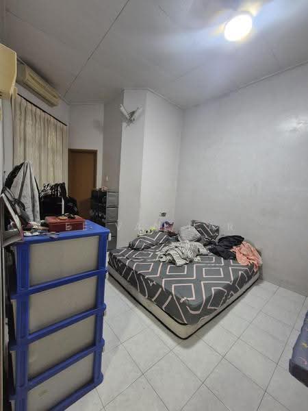 1-storey Terraced House for Sale in Taman Nusa Jaya Mas (Iskandar Puteri (Nusajaya)) - Ee Van Har - Bedroom - PropertyGuru.com.my