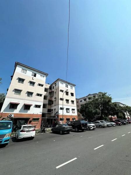 Flat for Sale at Bandar Bukit Tinggi 2 Flat - Hairi Halim - PropertyGuru.com.my