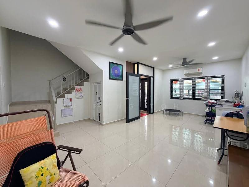 2-storey Terraced House for Sale in Taman Nusa Bestari (Iskandar Puteri (Nusajaya)) - Ee Fong Toh - Living Room - PropertyGuru.com.my