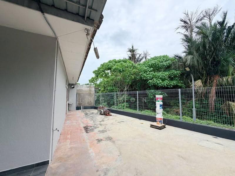 Semi-Detached House for Sale in Taman Rambai Harmoni (Bukit Rambai) - King Song - PropertyGuru.com.my