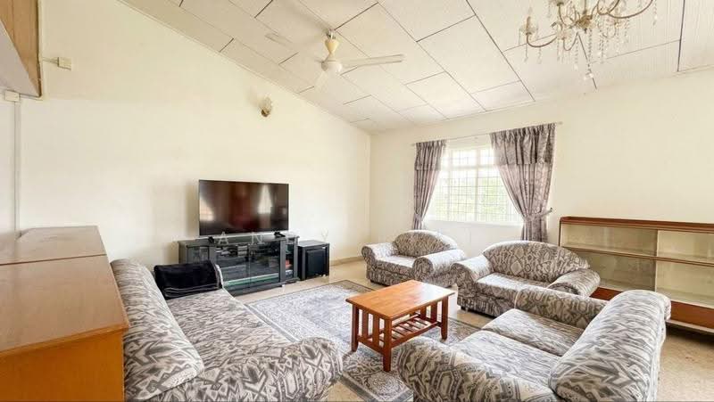 Bungalow House for Sale in Seksyen 14 (Petaling Jaya) - Andy Riki - Living Room - PropertyGuru.com.my