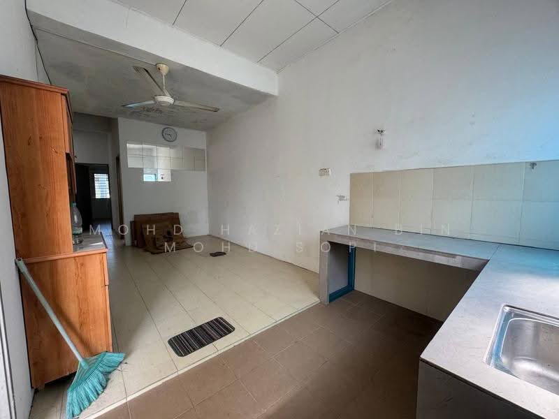 1-storey Terraced House for Sale in Seksyen 30 (Shah Alam) - Mohd Hazlan bin Mohd Sopi - PropertyGuru.com.my