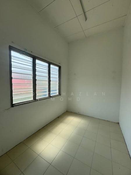 1-storey Terraced House for Sale in Seksyen 30 (Shah Alam) - Mohd Hazlan bin Mohd Sopi - PropertyGuru.com.my