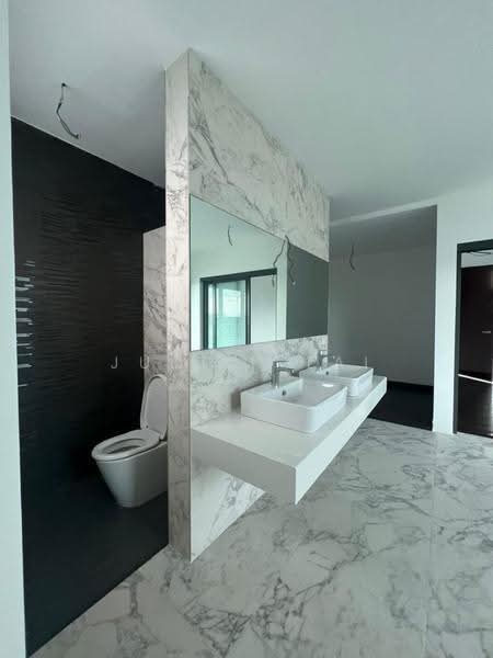 Semi-Detached House for Sale in Subang Jaya (Selangor) - Justin Lai - Bathroom - PropertyGuru.com.my