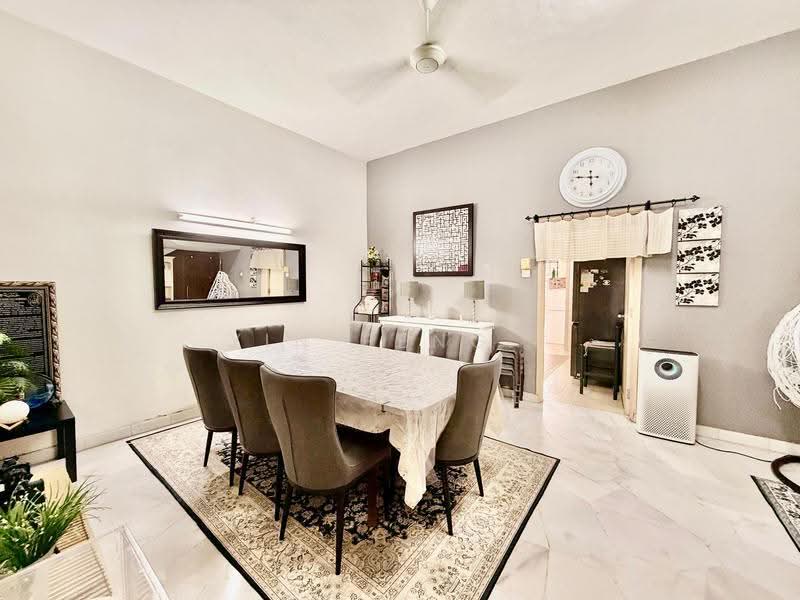 Rumah Teres 2-Tingkat untuk Dijual di Taman Tun Dr Ismail (Kuala Lumpur) - Yin Peng . - Dining Room - PropertyGuru.com.my