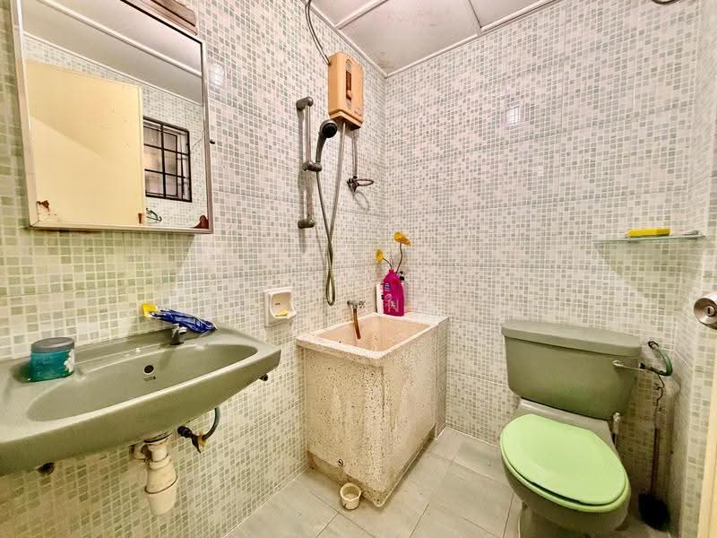Rumah Teres 2-Tingkat untuk Dijual di Taman Tun Dr Ismail (Kuala Lumpur) - Yin Peng . - Bathroom - PropertyGuru.com.my