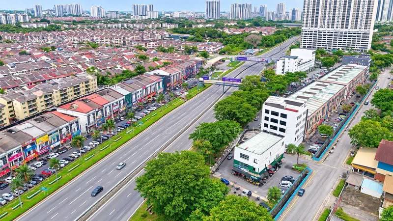 Shop for Sale in Puchong (Selangor) - Ahmad Fadlee - Exterior - PropertyGuru.com.my