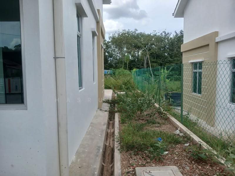 Semi-Detached House for Sale in Pokok Sena (Kedah) - Hasrul Rosli - PropertyGuru.com.my